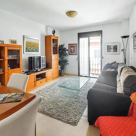 Apartment Stunning In With Kitchen Fuengirola