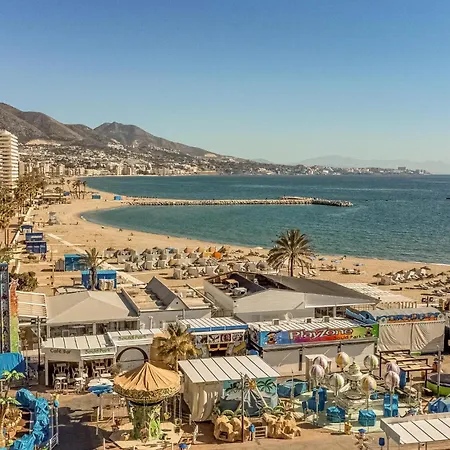 Apartment Stunning In With Kitchen Fuengirola